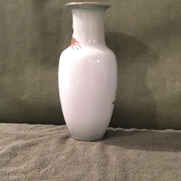 Toyo Botan Accents Vintage Toyo Botan Japan White Vase With